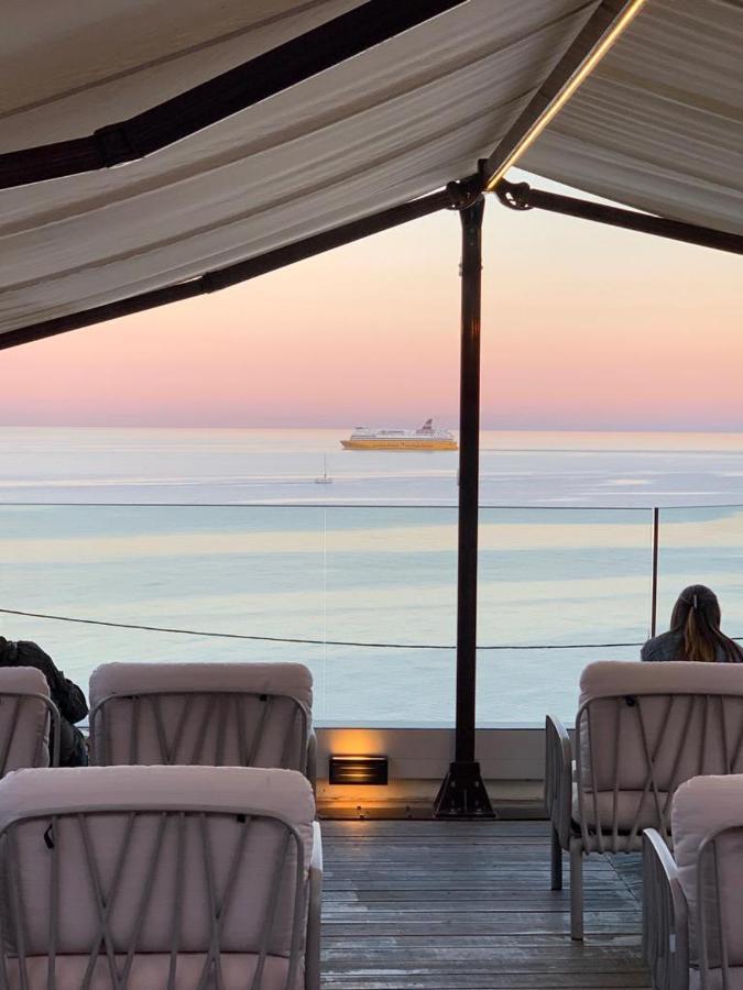 Hotel Calavita Rooftop & Spa San-Martino-di-Lota Εξωτερικό φωτογραφία